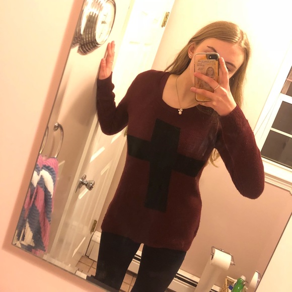 Wet Seal burgundy sweater - Picture 1 of 4